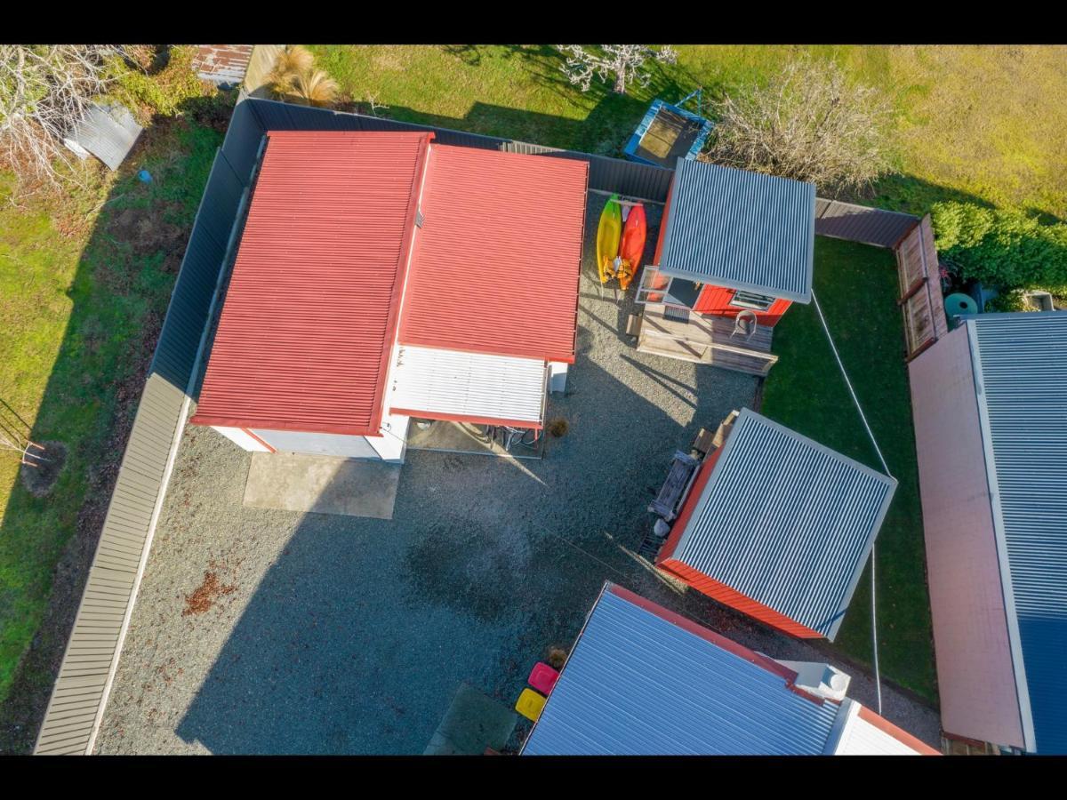 Te Anau Holiday Home - Free Wifi - Free Bikes & Kayaks - Short Walk To Lake & Town - Top Views Bagian luar foto