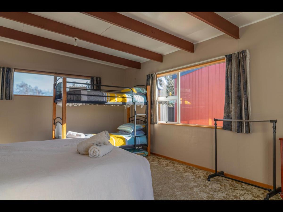 Te Anau Holiday Home - Free Wifi - Free Bikes & Kayaks - Short Walk To Lake & Town - Top Views Bagian luar foto