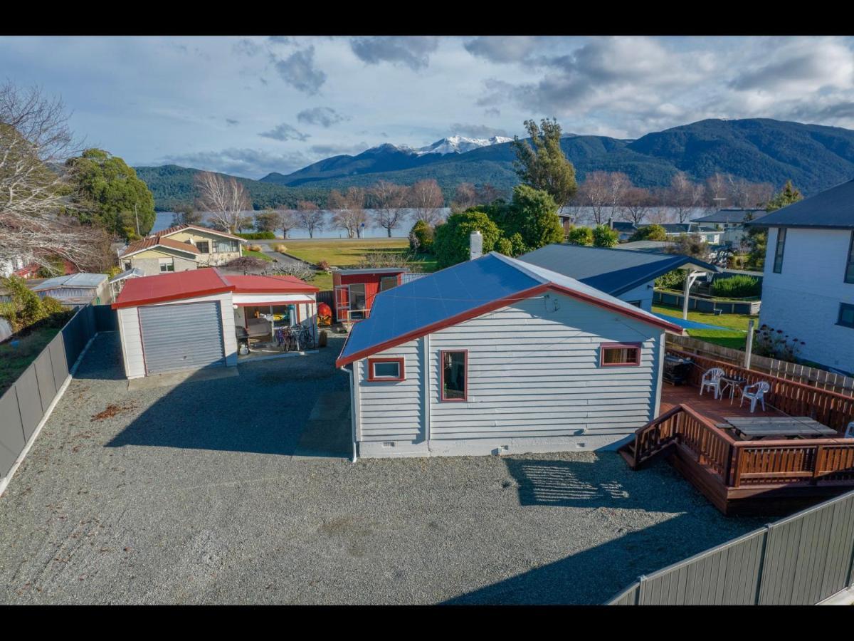 Te Anau Holiday Home - Free Wifi - Free Bikes & Kayaks - Short Walk To Lake & Town - Top Views Bagian luar foto
